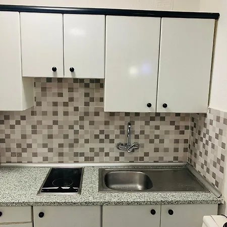 Teneguia-Yumbo Apartamentos