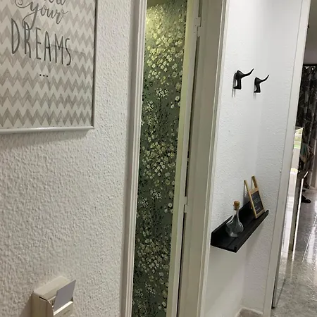 Teneguia-Yumbo Apartamentos Апартаменты *